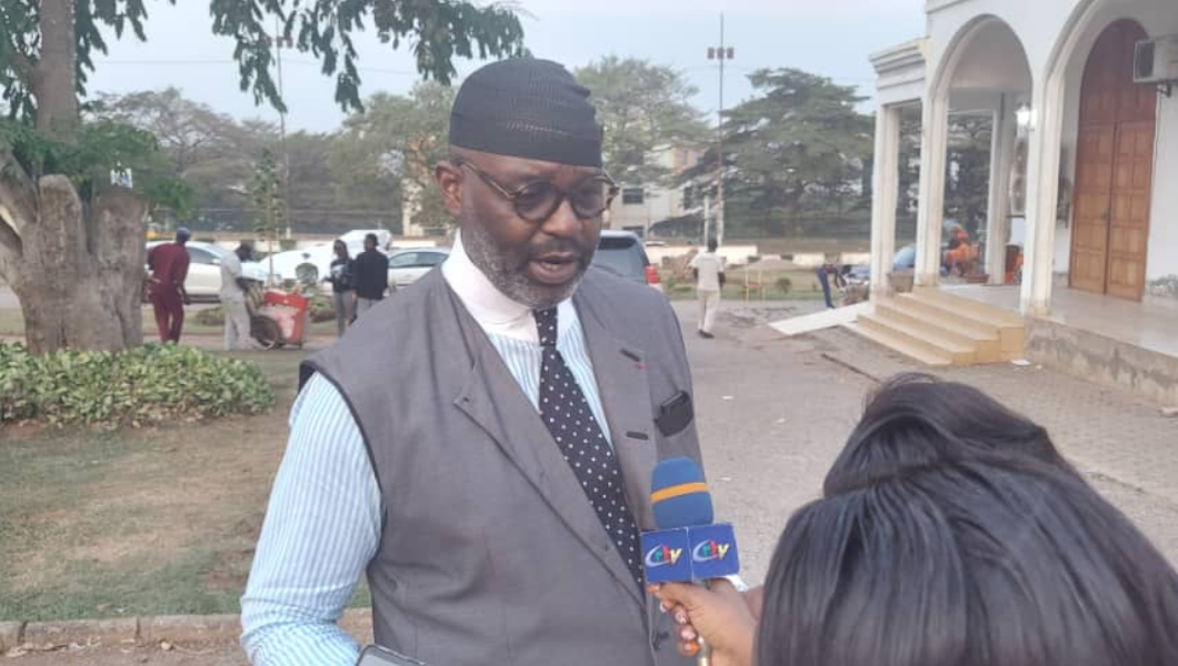 Sa Majesté Wifried Yinda, chef traditionnel de Ngompém, arrondissement de Pouma | Crédit photo : ME