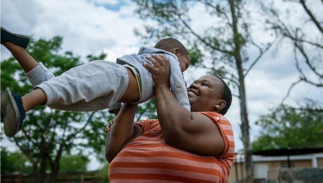 Lutte contre le VIH : 75 % d’enfants privés de traitement en Afrique de l’Ouest et du Centre ©UNAIDS